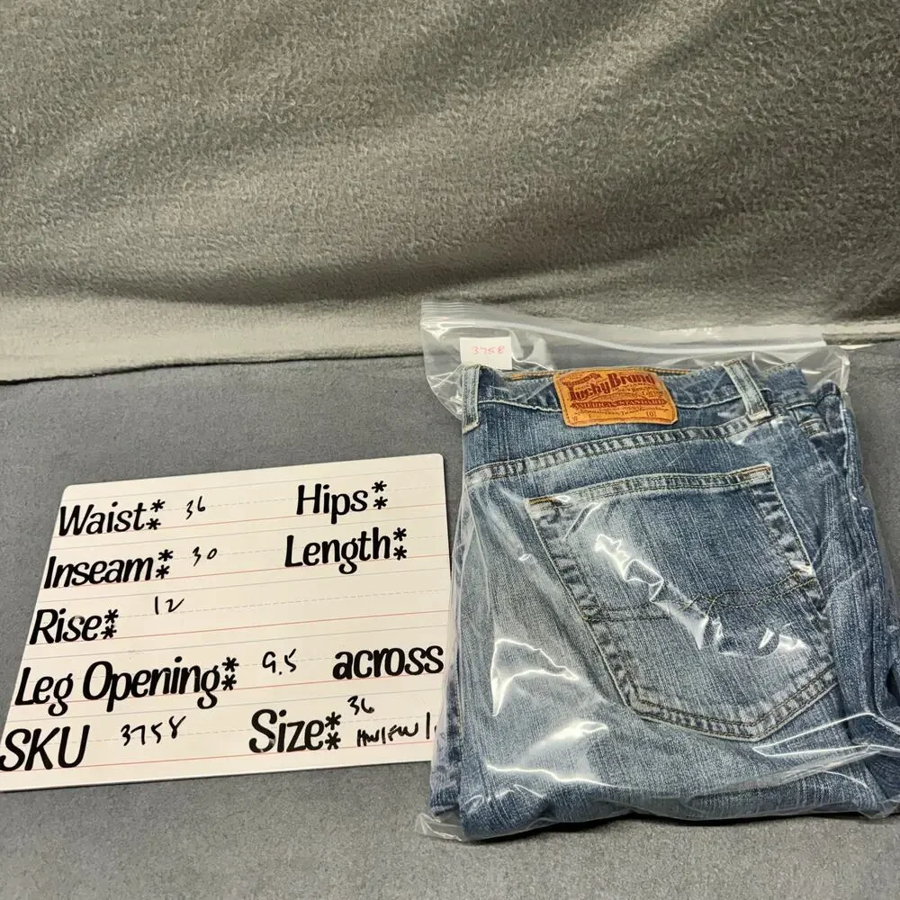 Lucky Brand Jeans Loose Fit Mens 36 (36x30 ACTUAL) Faded Wash Blue Denim Vintage